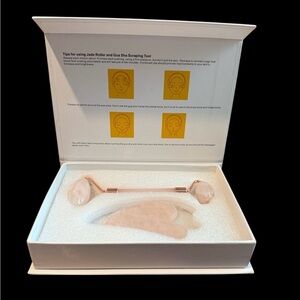 Rose Quartz Jade Roller and Gua Sha Set